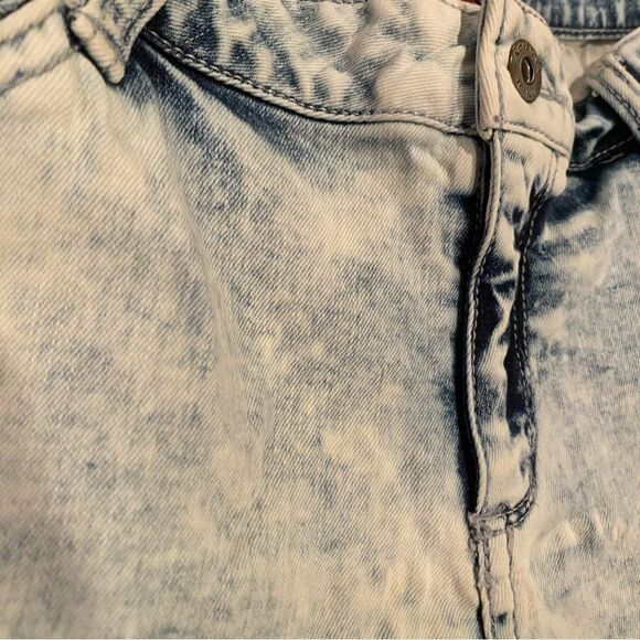 Arizona Acid Washed Shorts Size 15 Junior - Picture 4 of 12